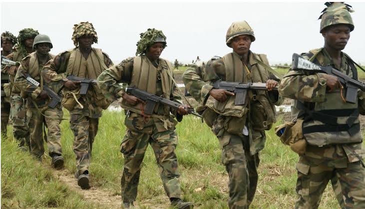 Sojoji sun daƙile harin ISWAP kan sansani a Borno